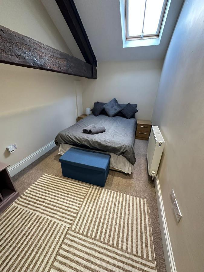 Riverside Apartment In The Centre Boston Bagian luar foto